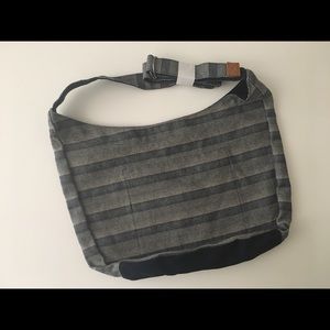 Thirty-One Retro Metro Hobo Crossbody Purse